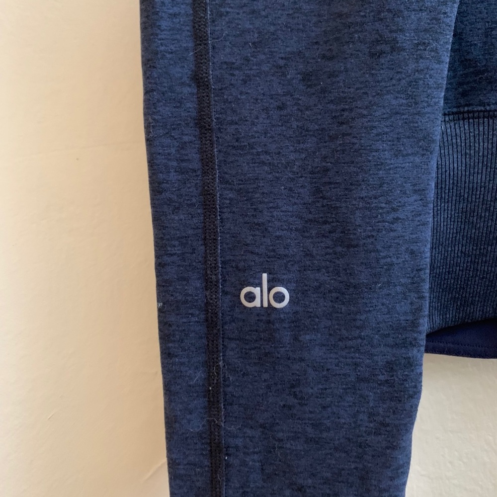 ☁️ Comfy ☁️ Alo Yoga Leggings XS